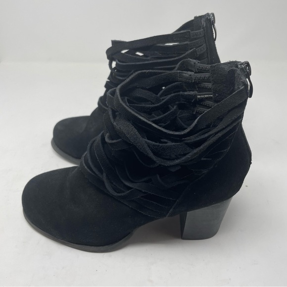Torrid Ankle Booties Strappy detail Stacked 3” Heels Side Zip Black sz 10 - Picture 3 of 12